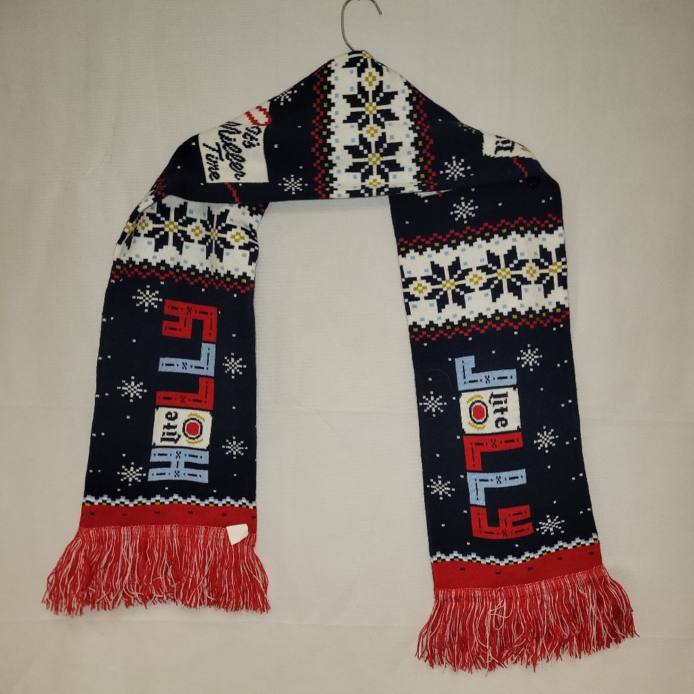 Miller Lite Beer 2020 Holly Jolly Christmas Holiday 60"‎ Winter Scarf Red Fringe